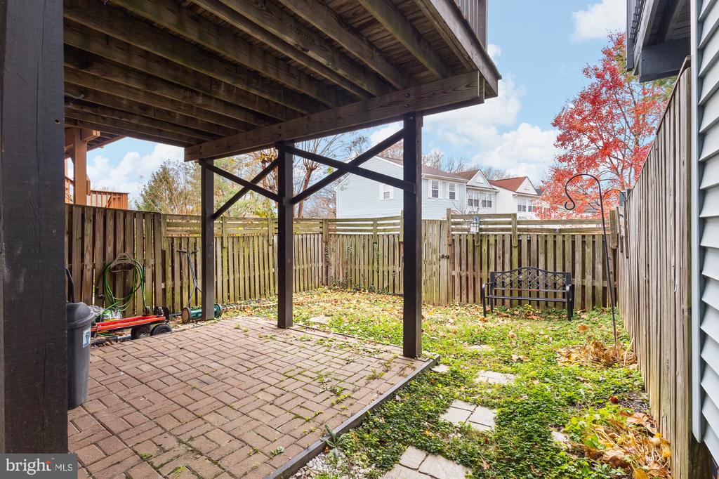 7308 FRANKFORT COURT