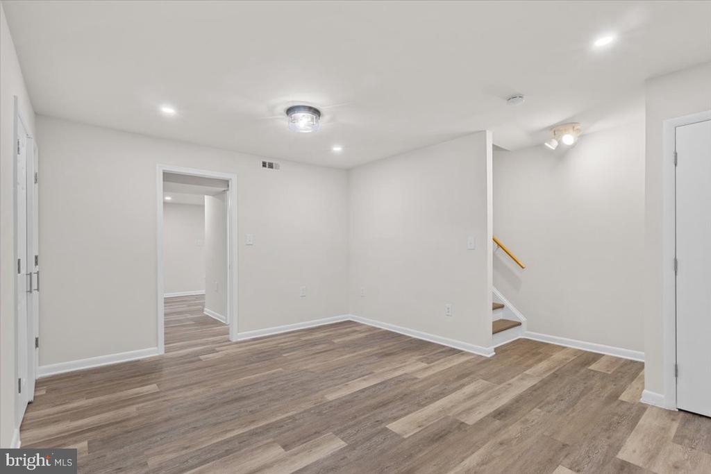 7308 FRANKFORT COURT