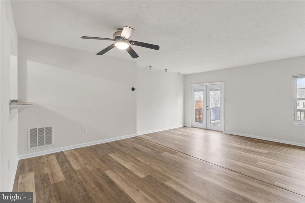 7308 FRANKFORT COURT