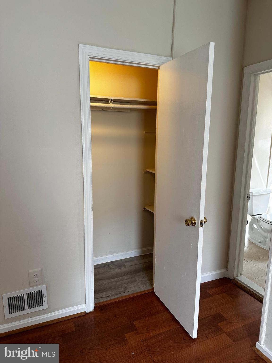 214 10TH STREET