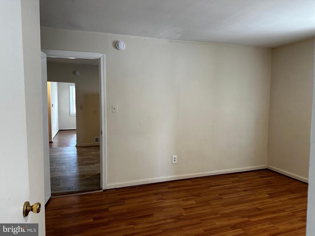 214 10TH STREET
