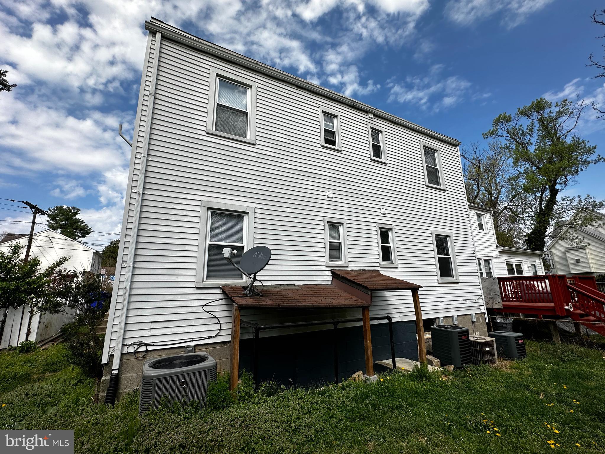 214 10TH STREET