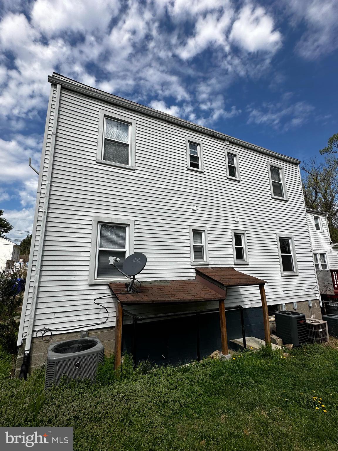 214 10TH STREET