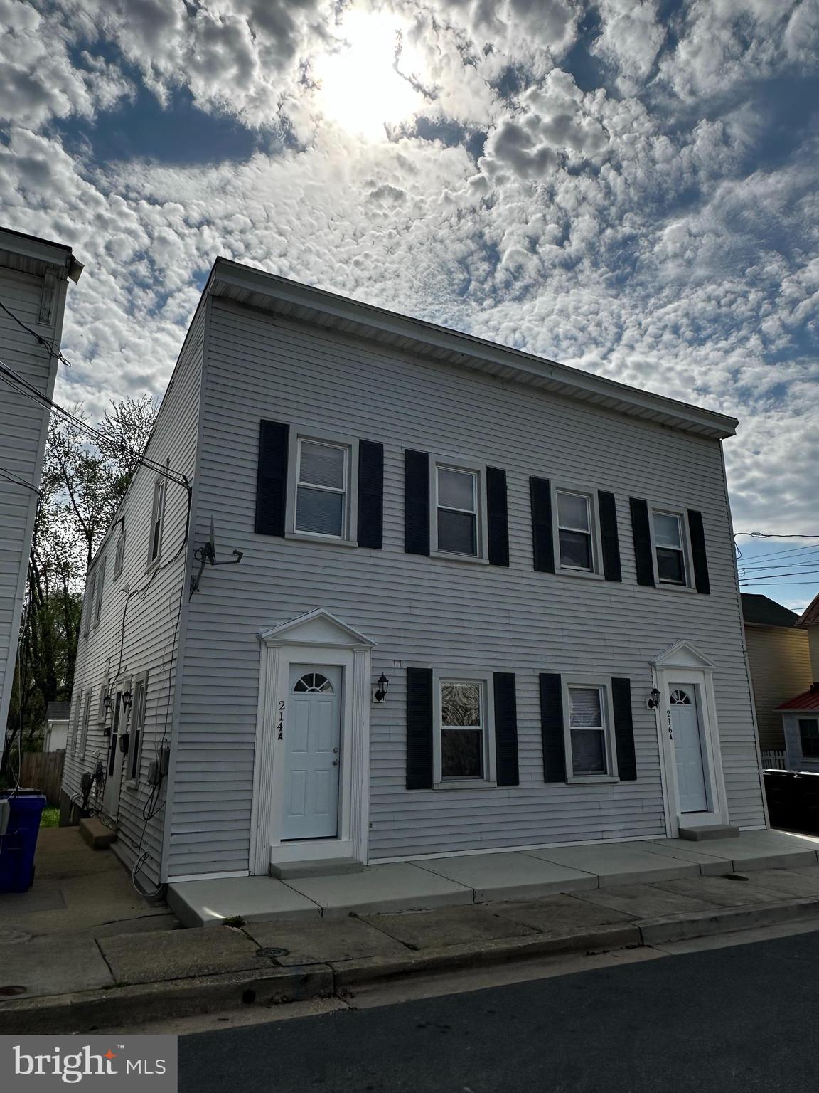 214 10TH STREET