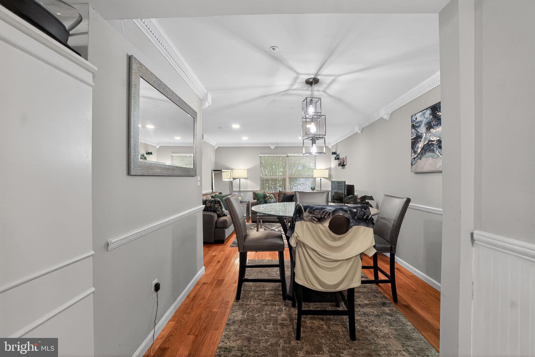 7102 FLAG HARBOR DRIVE