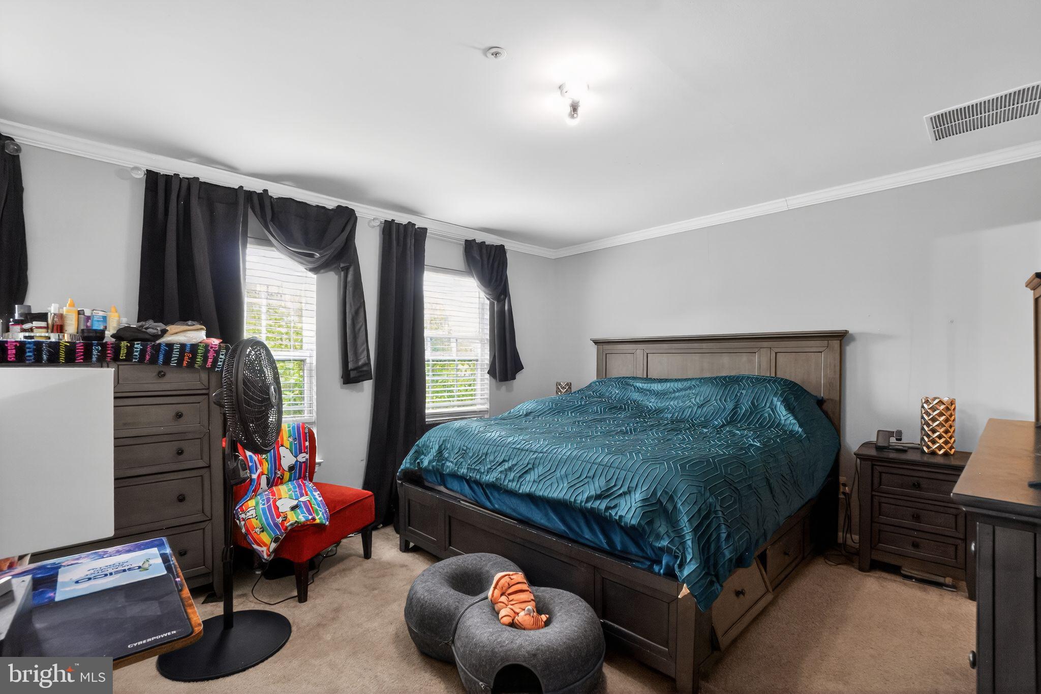 7102 FLAG HARBOR DRIVE