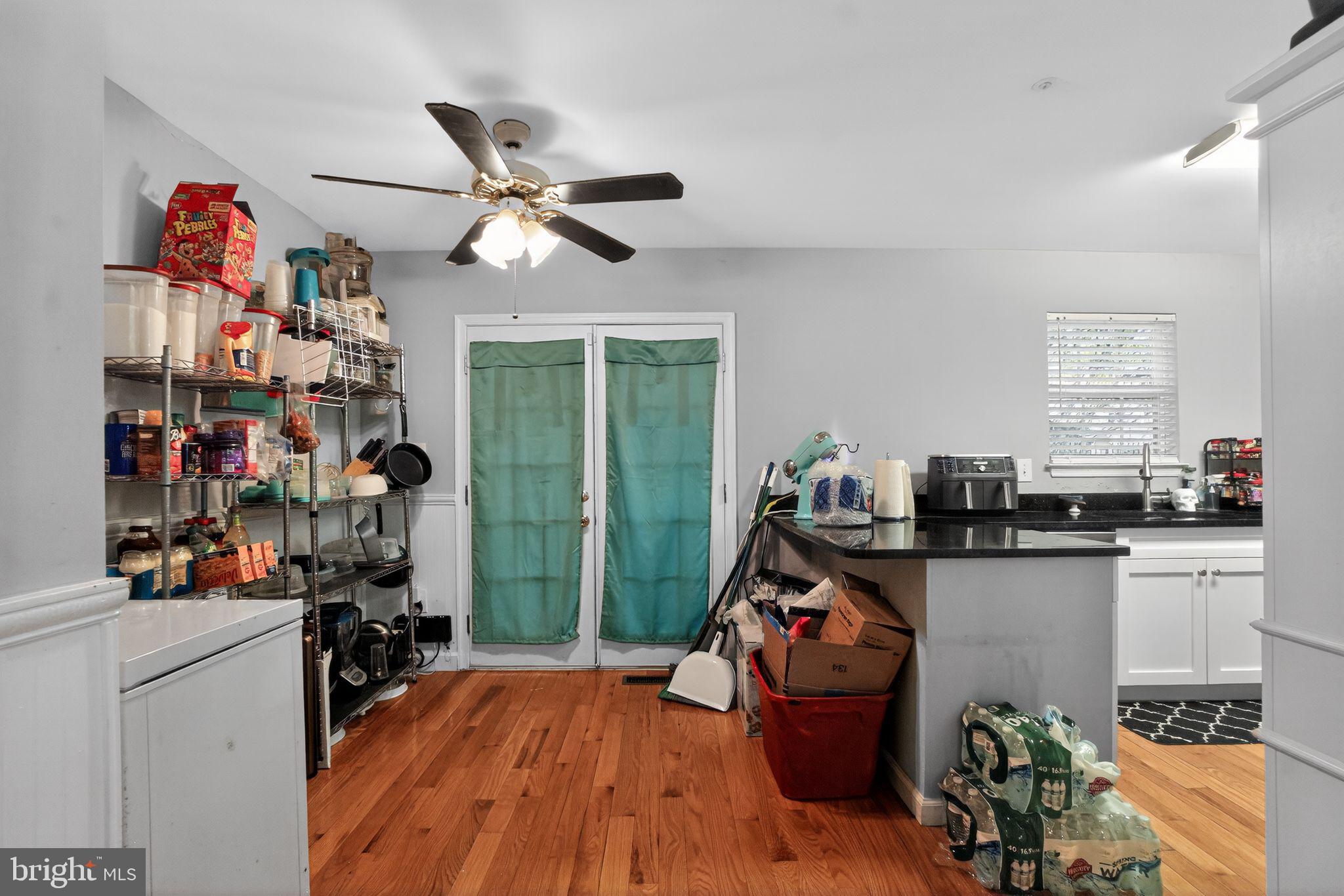 7102 FLAG HARBOR DRIVE