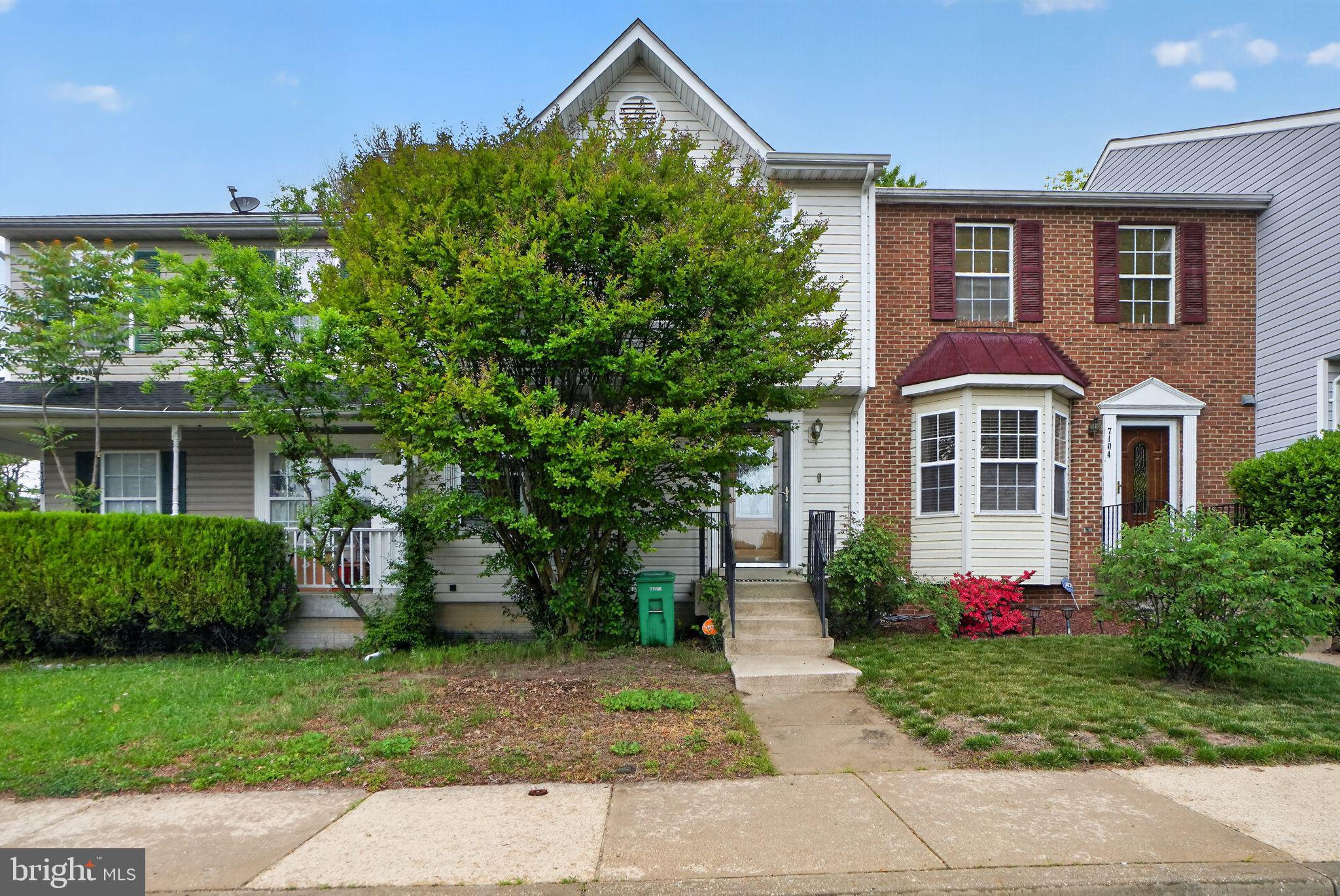 7102 FLAG HARBOR DRIVE