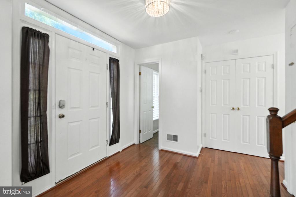 9317 HOBART