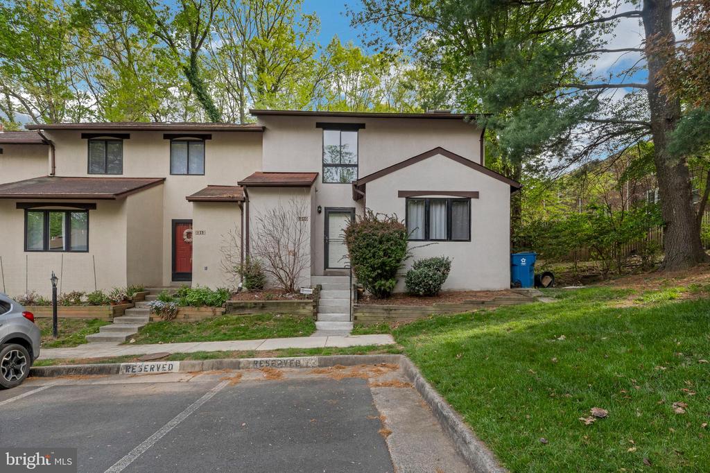 2310 GLADE BANK WAY