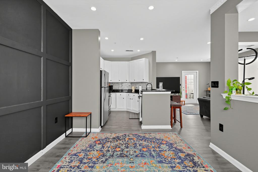 6481 CHEYENNE DRIVE Unit: 304