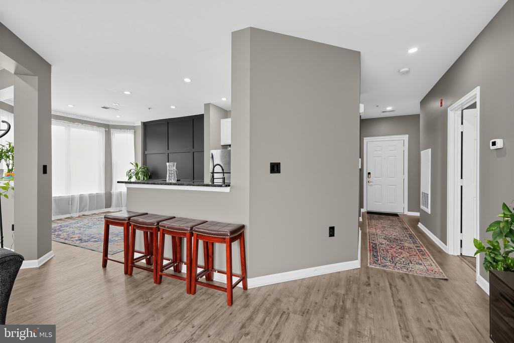 6481 CHEYENNE DRIVE Unit: 304
