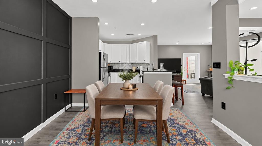 6481 CHEYENNE DRIVE Unit: 304
