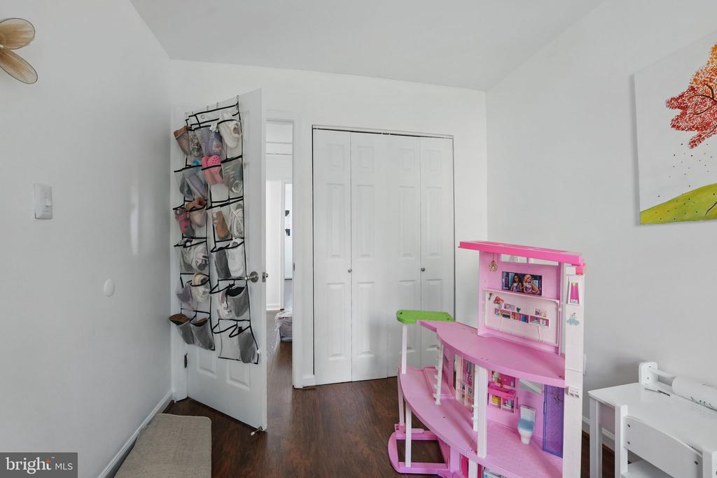 2925 WYTHE COURT