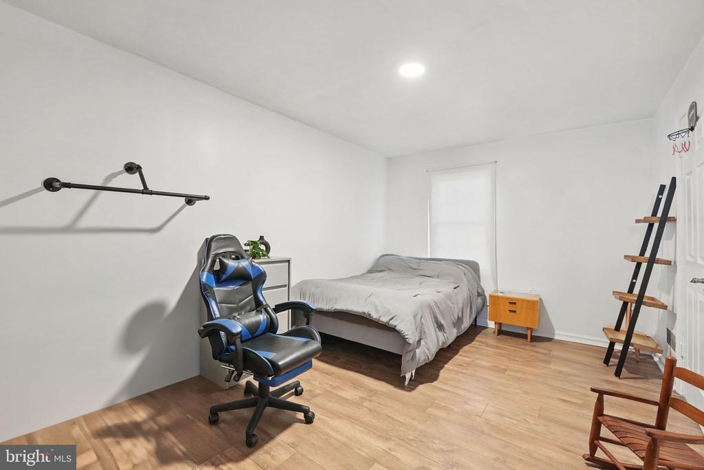 2925 WYTHE COURT