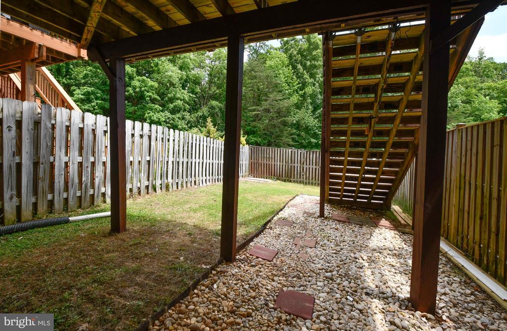 102 GETTYSBURG COURT
