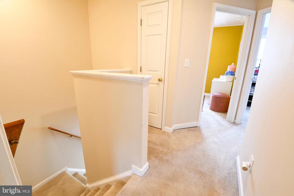 102 GETTYSBURG COURT