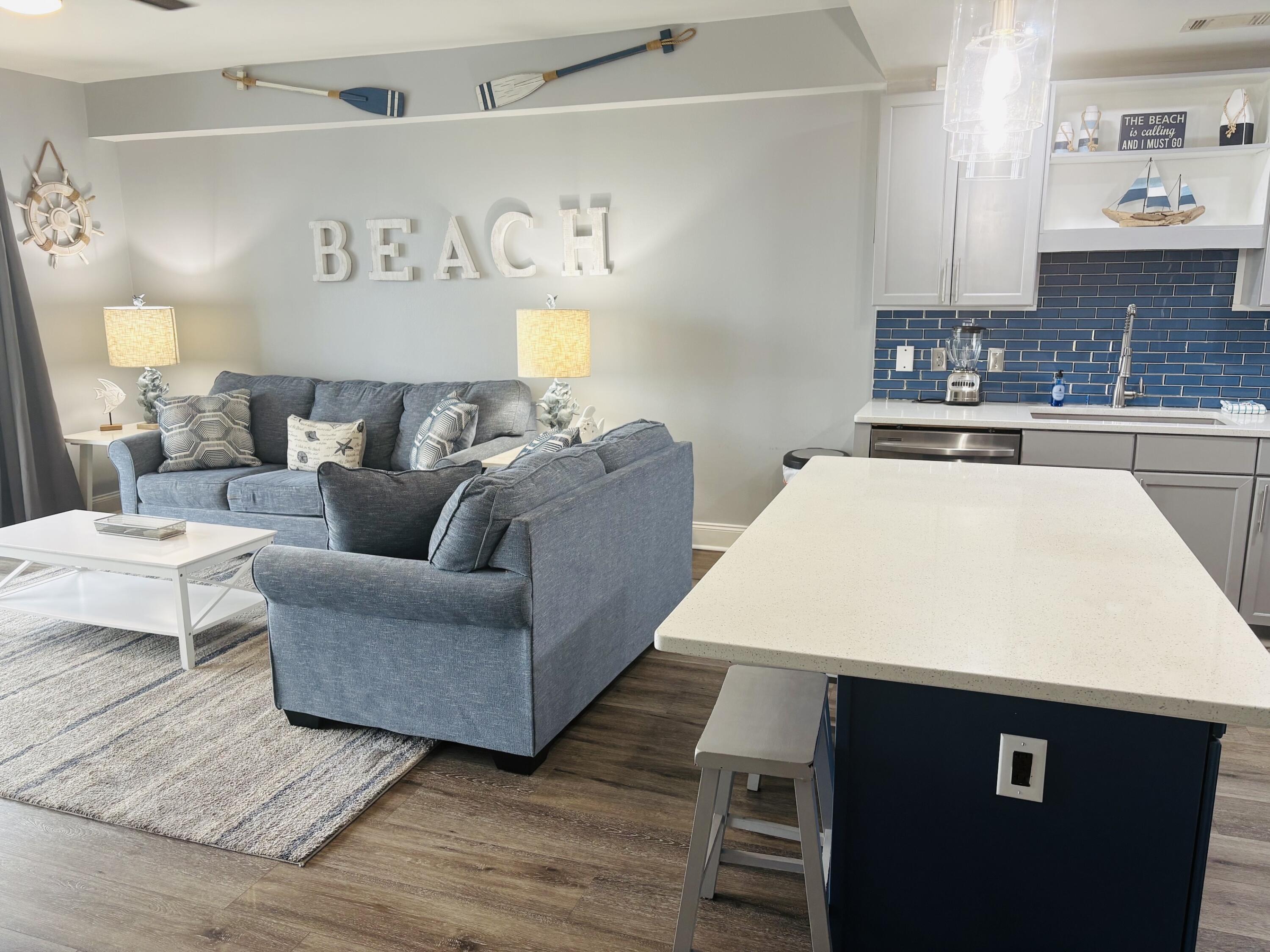 9860 S Thomas Drive UNIT 214