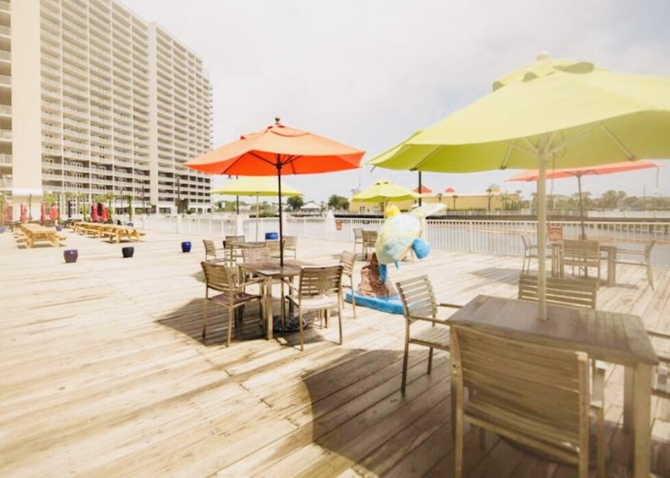 9860 S Thomas Drive UNIT 214