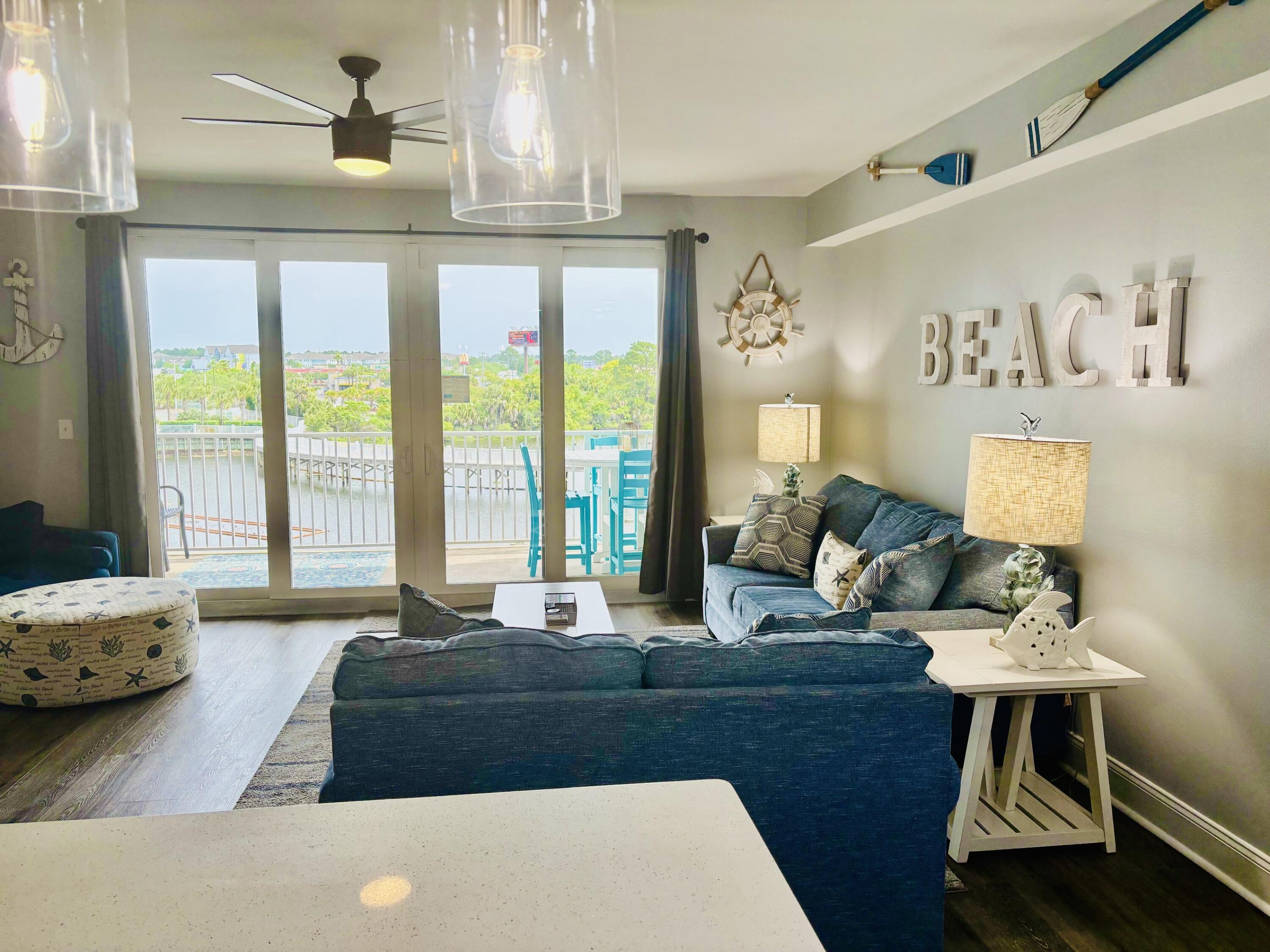 9860 S Thomas Drive UNIT 214