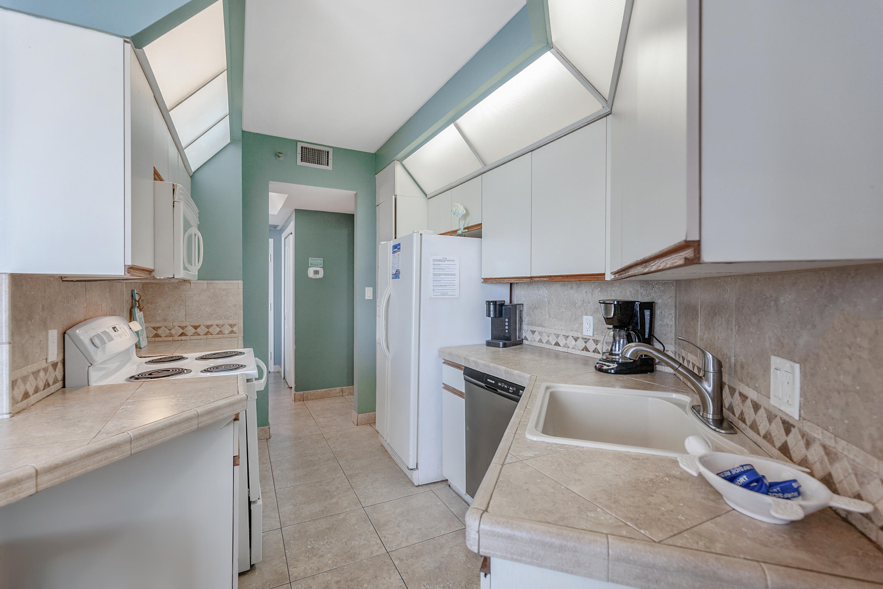 1096 Scenic Gulf Drive, 707