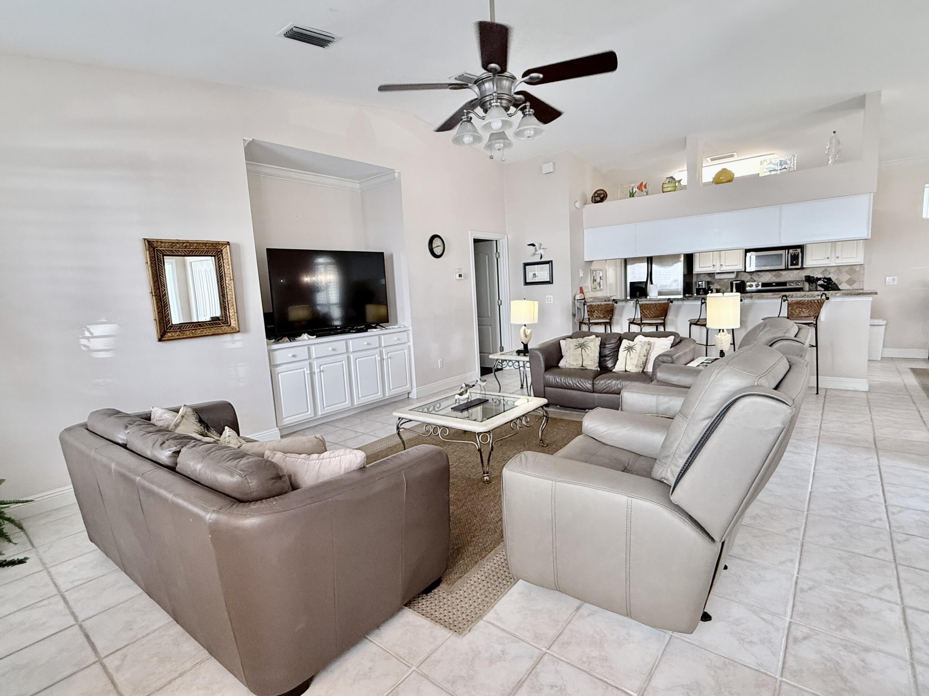 22 Pearl Cove