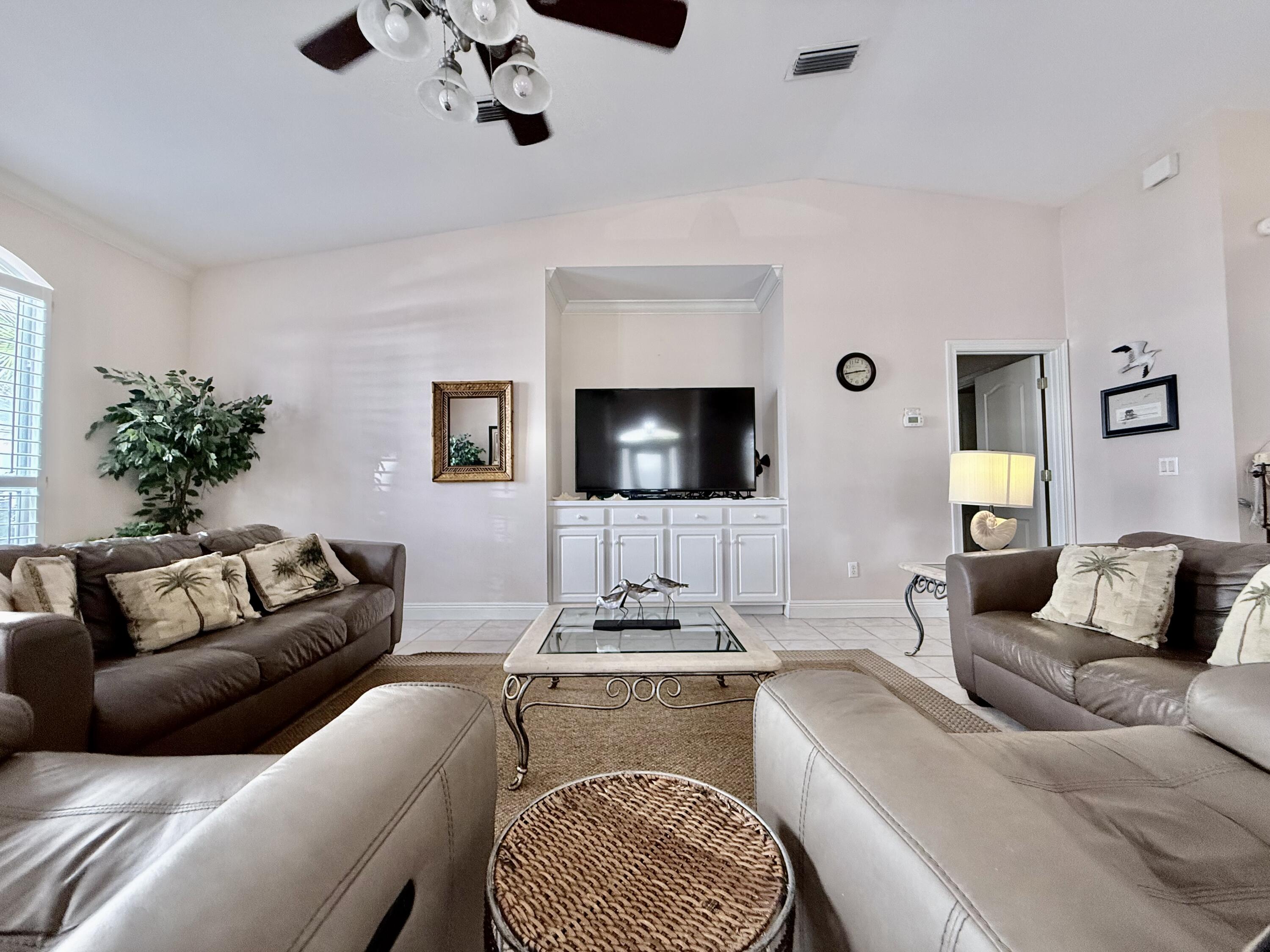 22 Pearl Cove