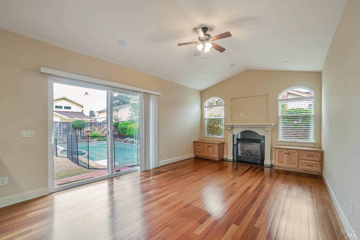 1076 San Francisco Way