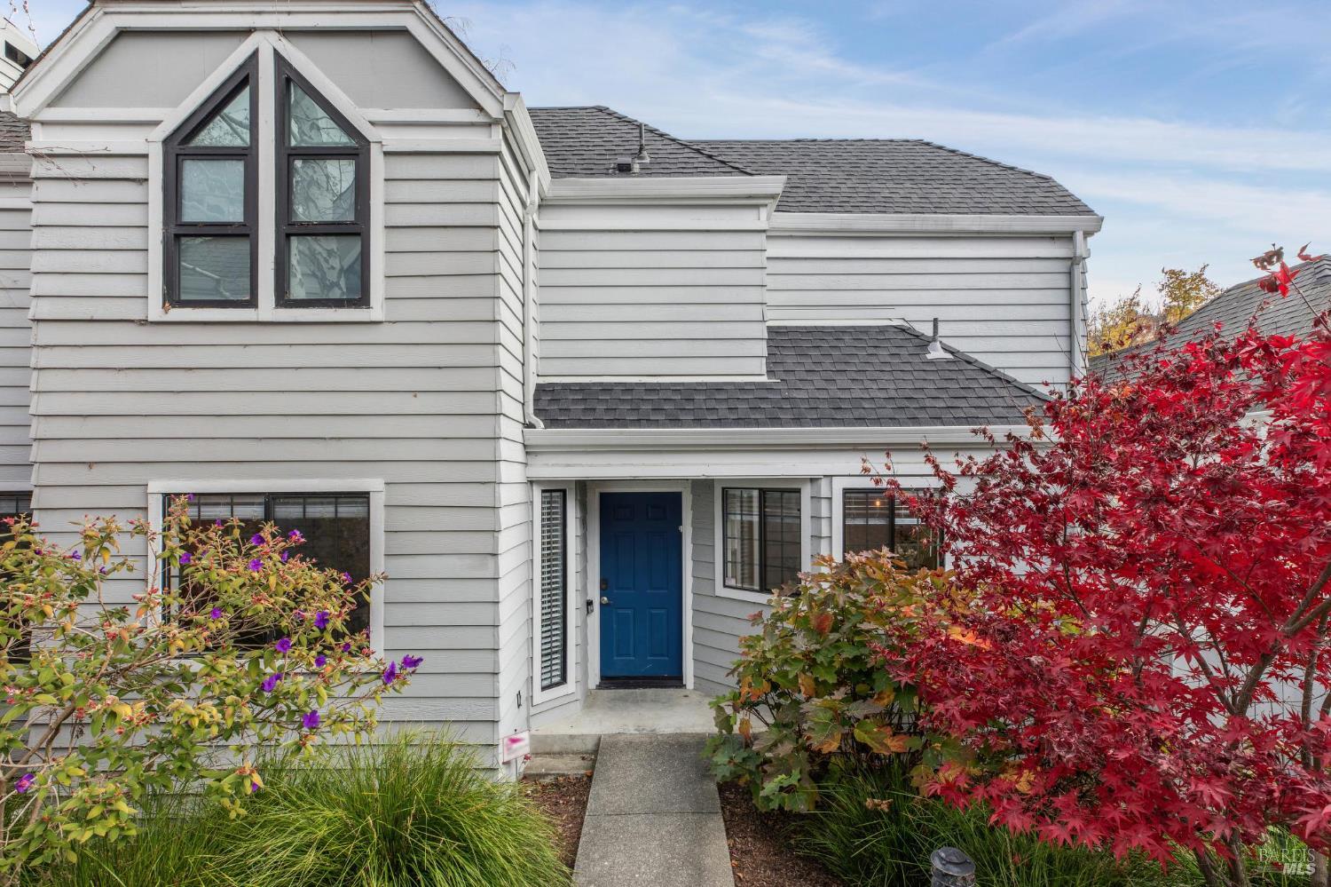 93 Ashford Avenue