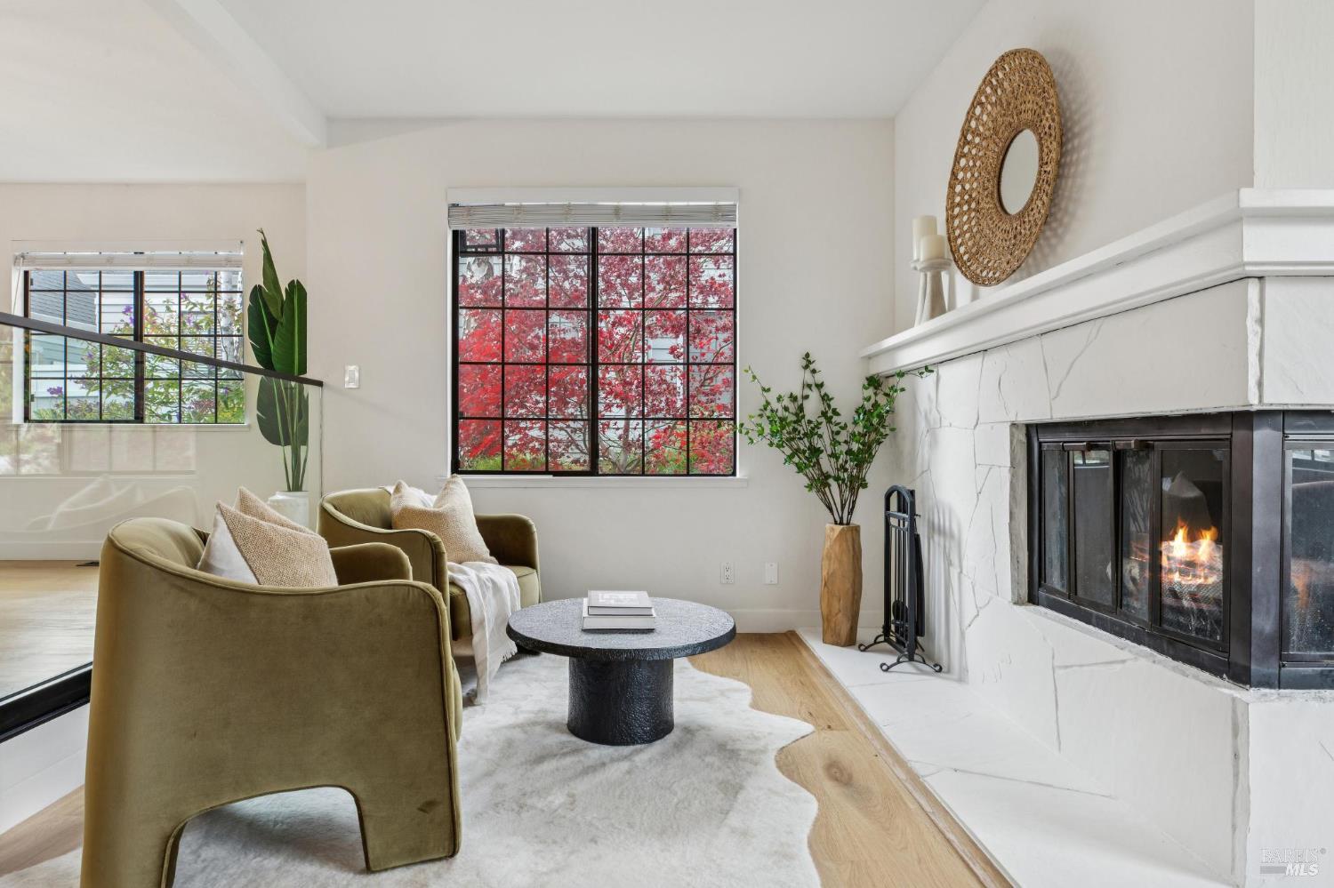 93 Ashford Avenue
