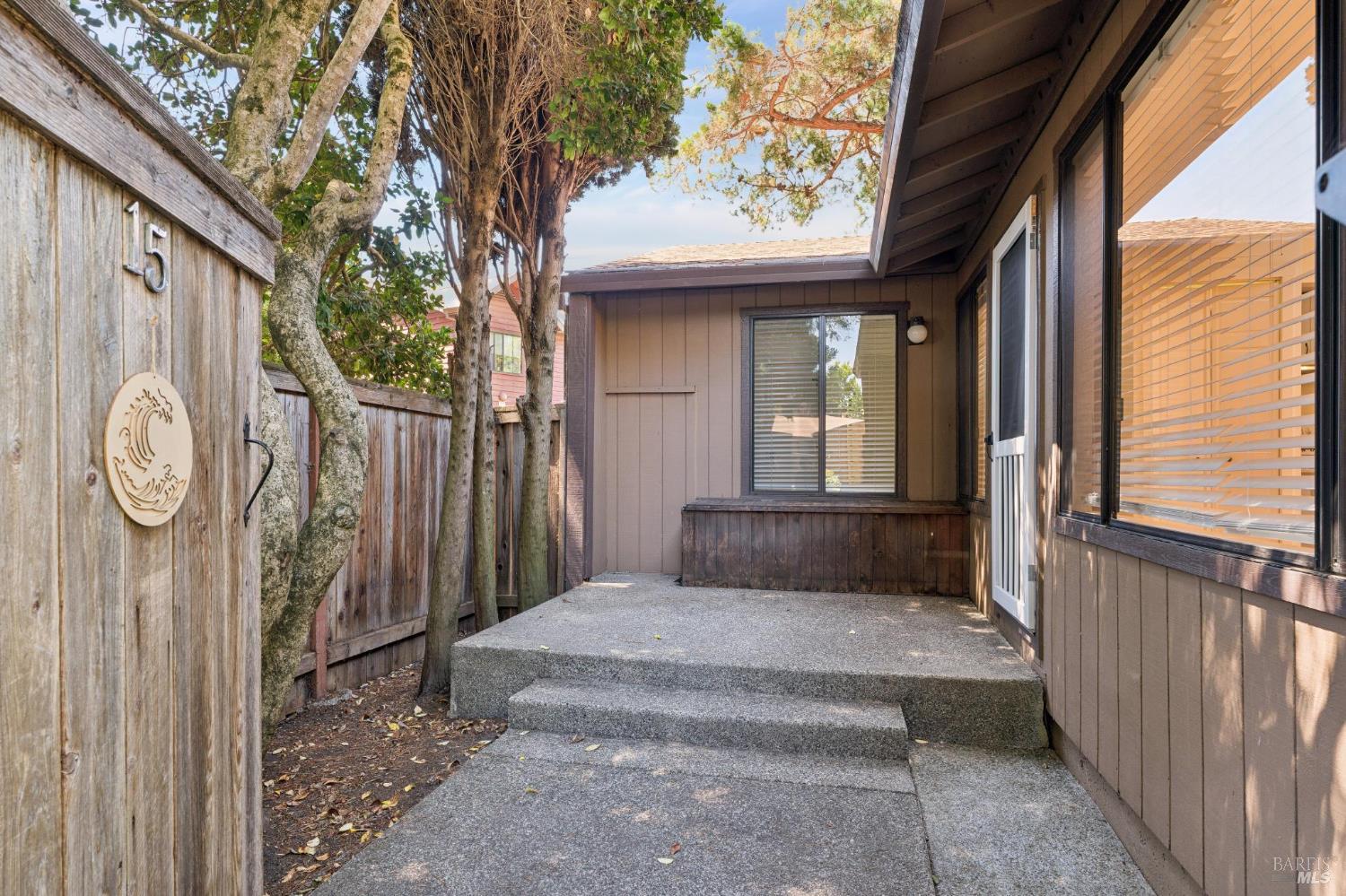 850 E Cotati Avenue Unit: #15
