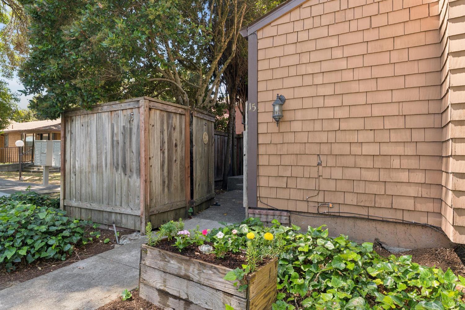850 E Cotati Avenue Unit: #15
