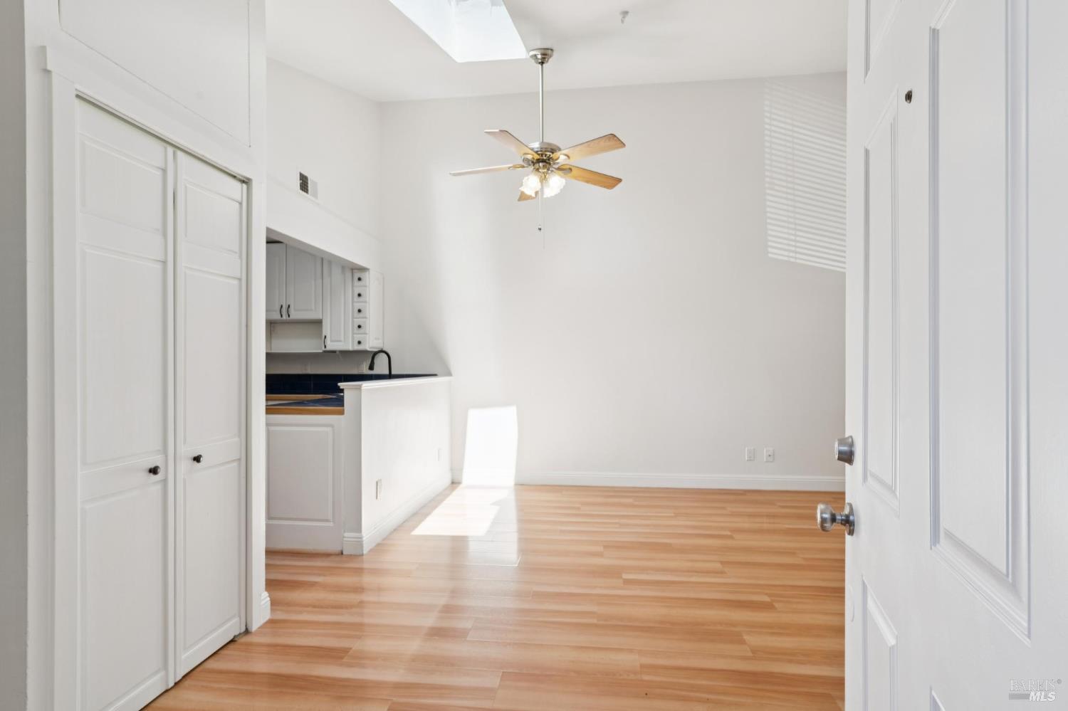 850 E Cotati Avenue Unit: #15