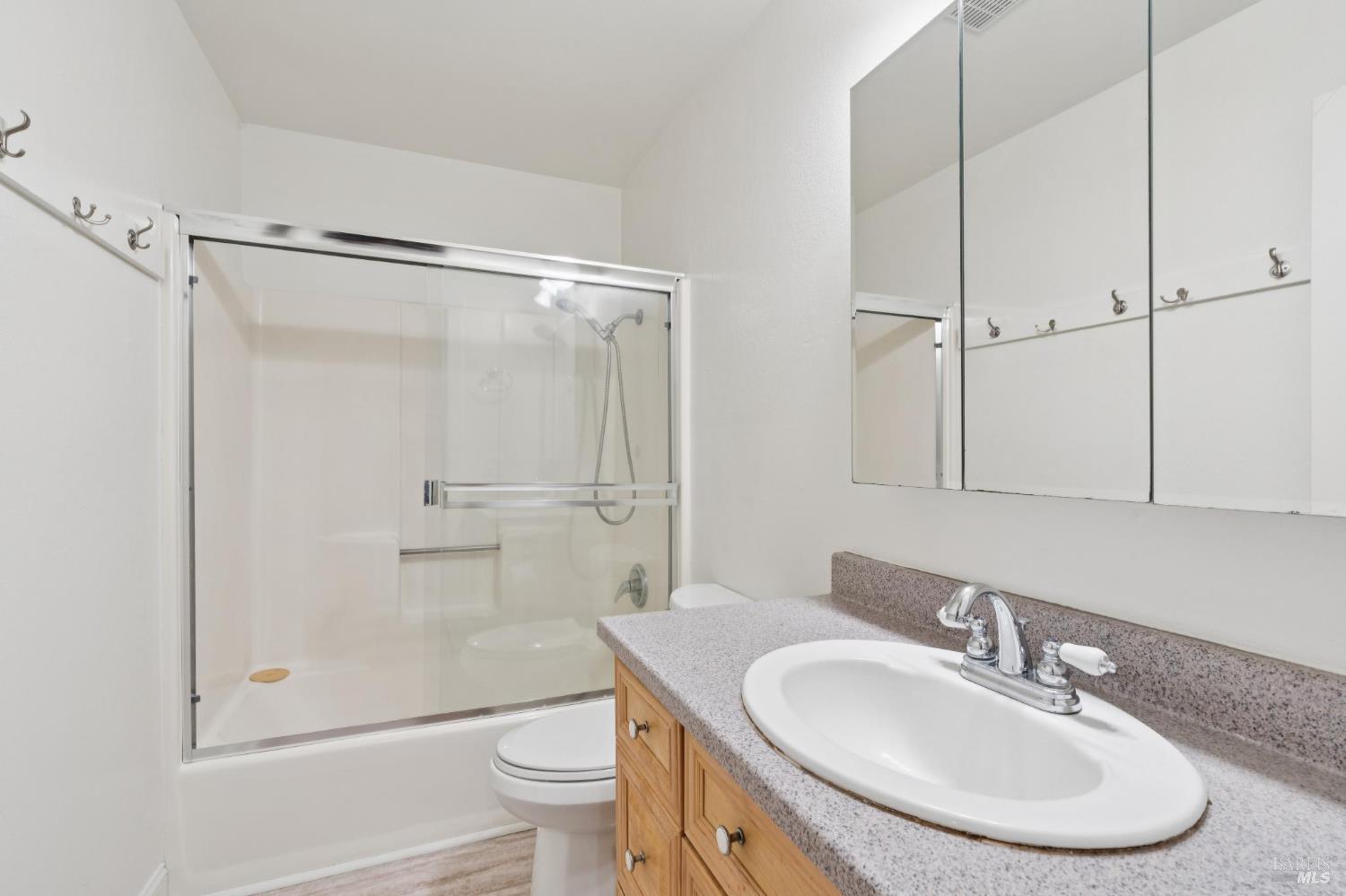 850 E Cotati Avenue Unit: #15
