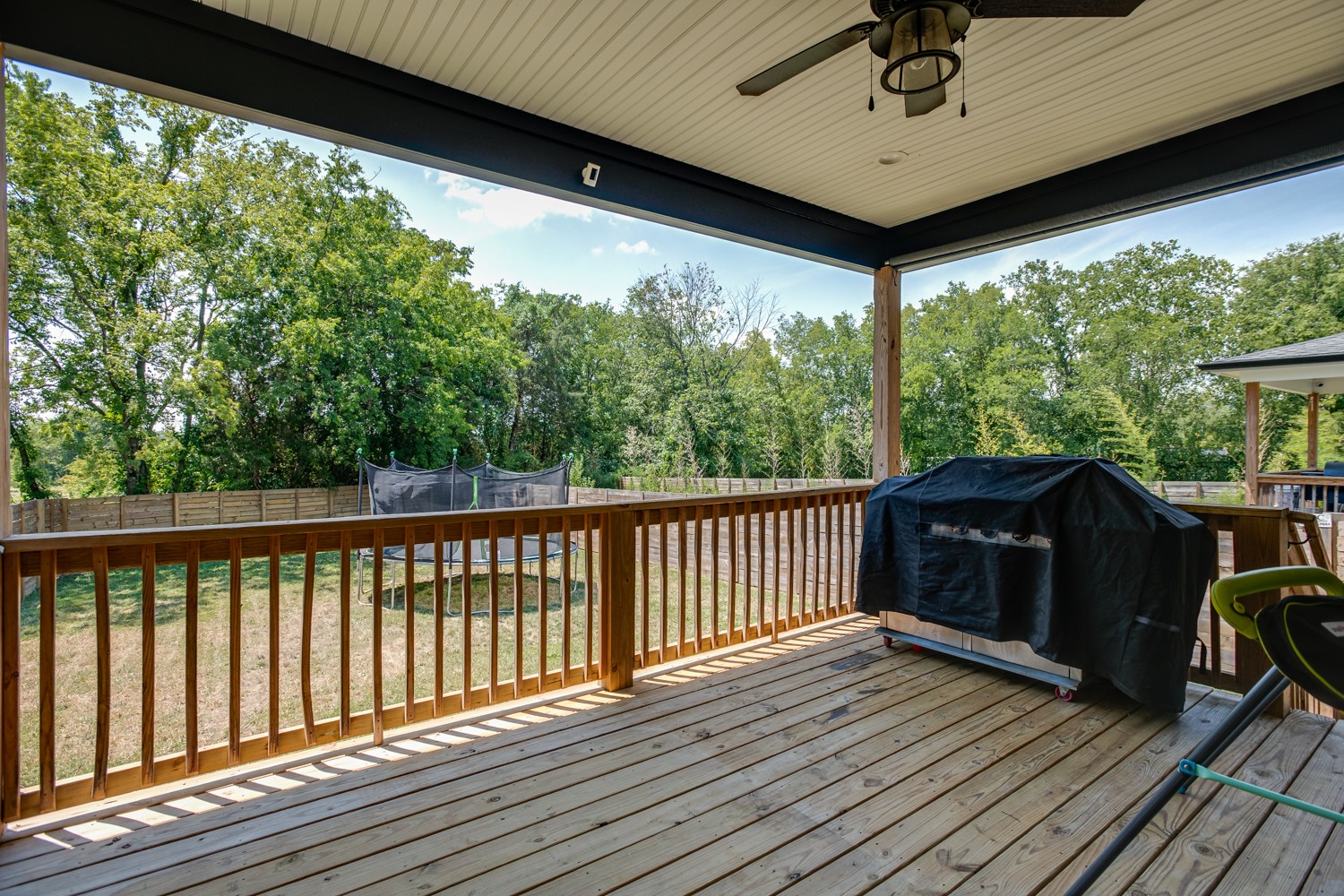 573 Green Lane