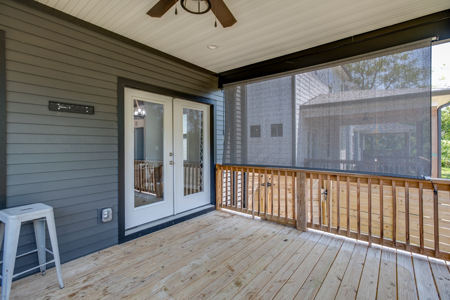 573 Green Lane