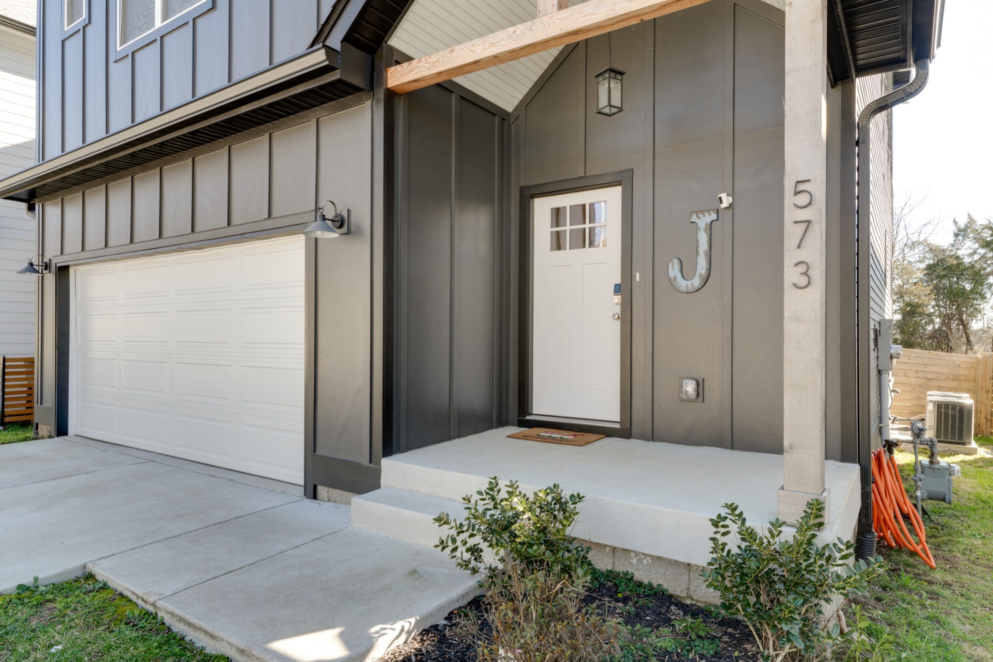573 Green Lane