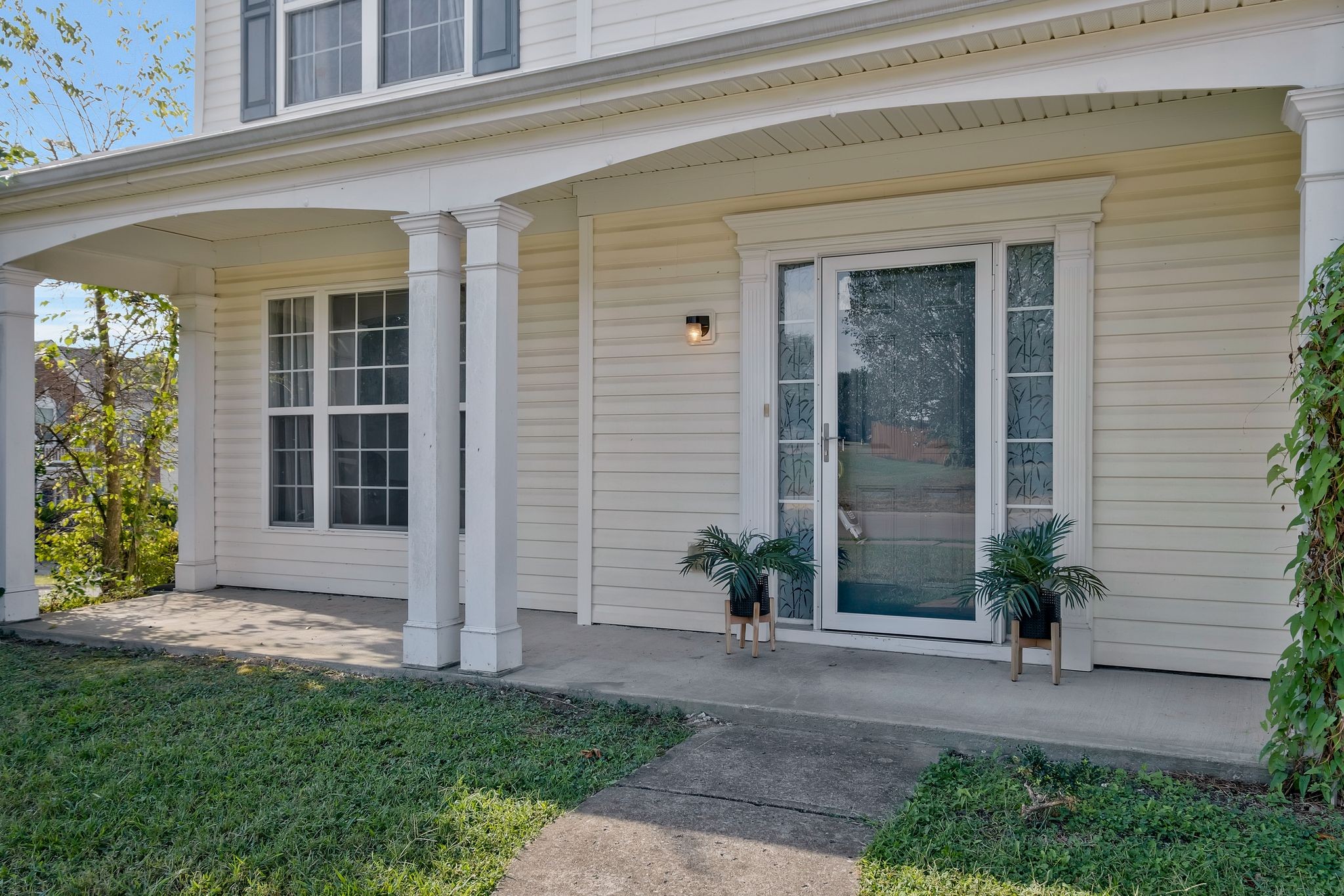 1701 Kendall Cove Ln