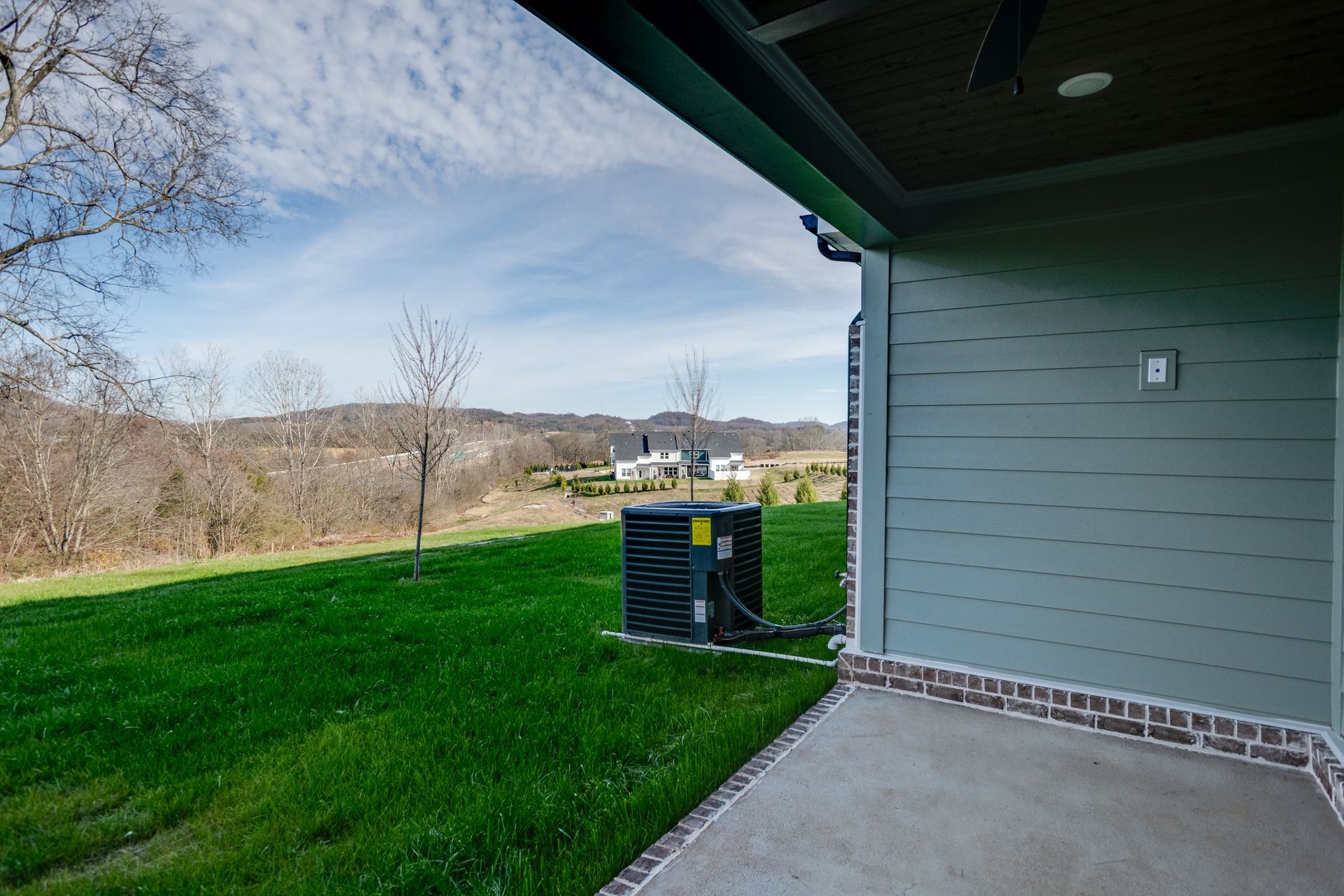 3175 Sassafras Ln