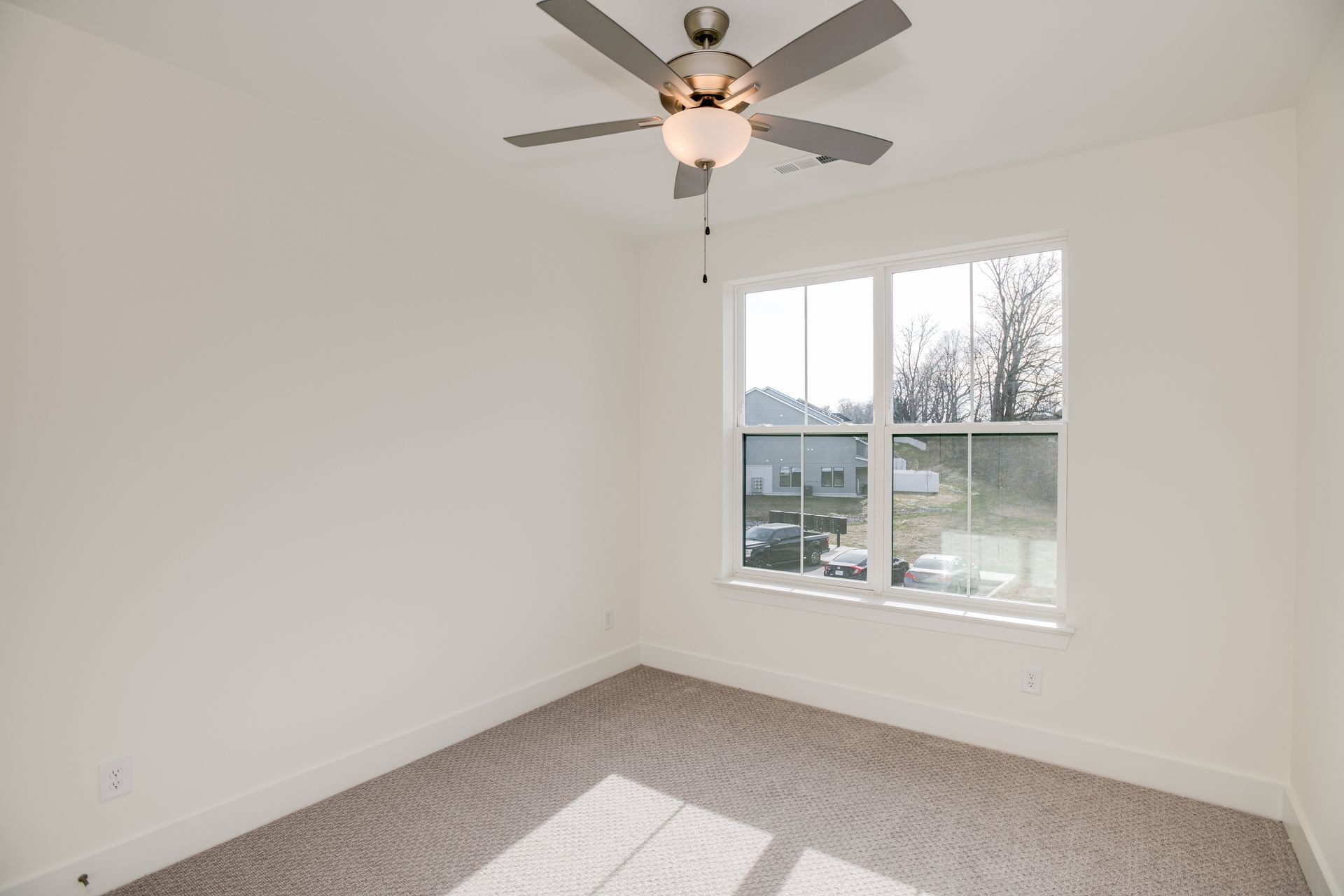 3175 Sassafras Ln