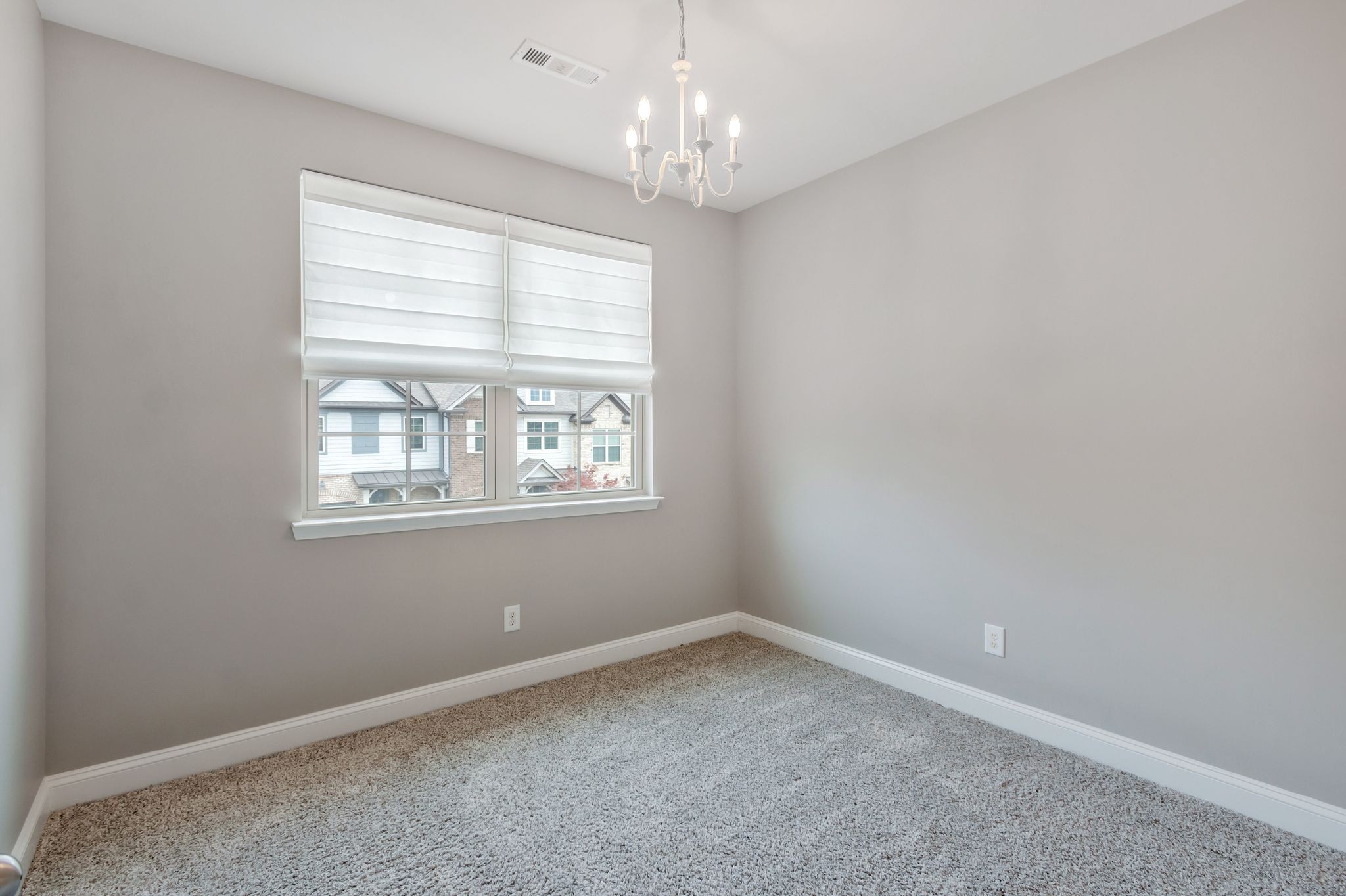 1485 Channing Dr