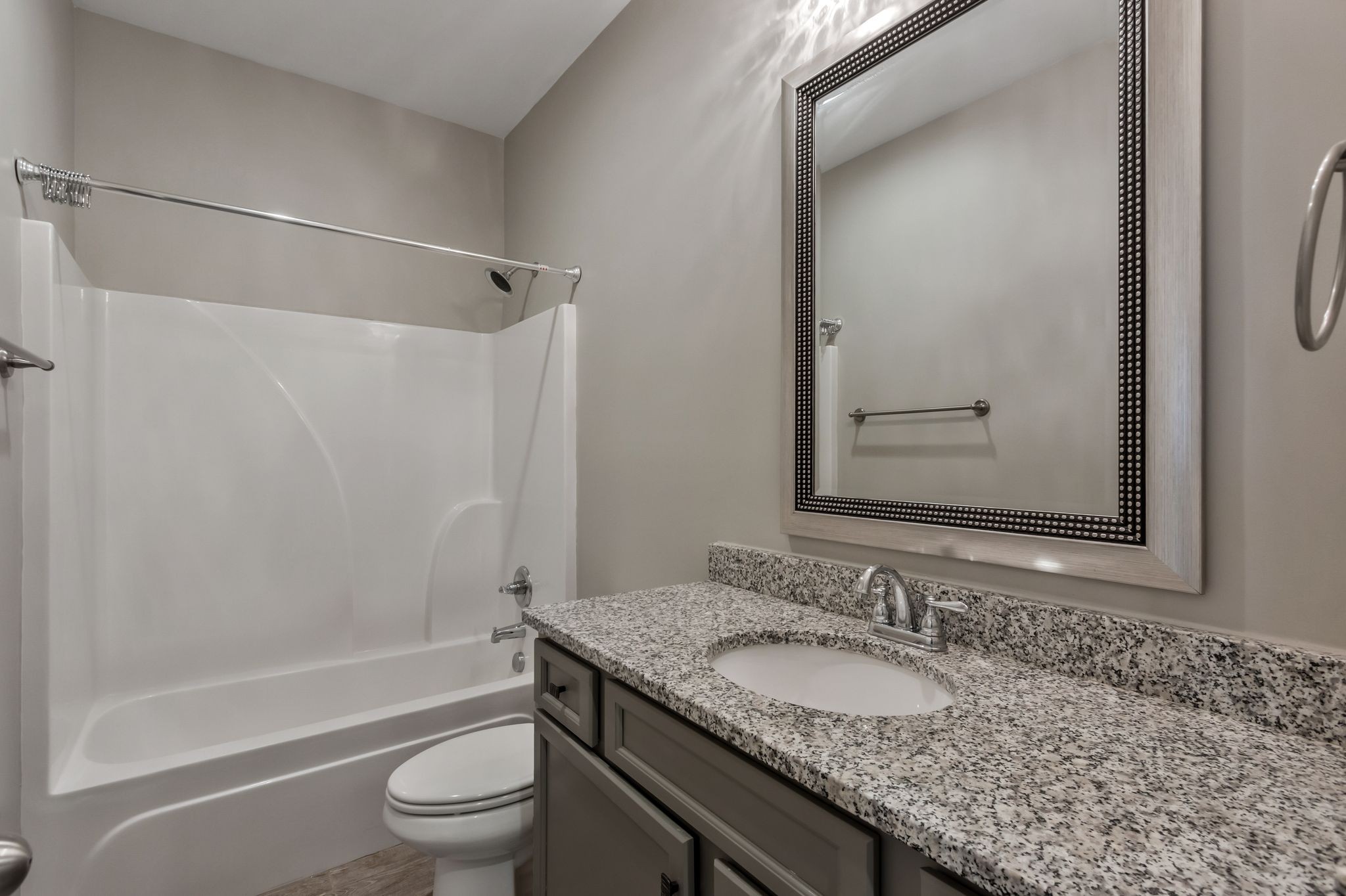 1485 Channing Dr