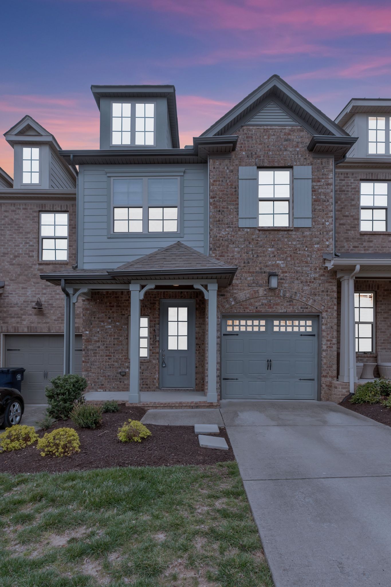 1485 Channing Dr