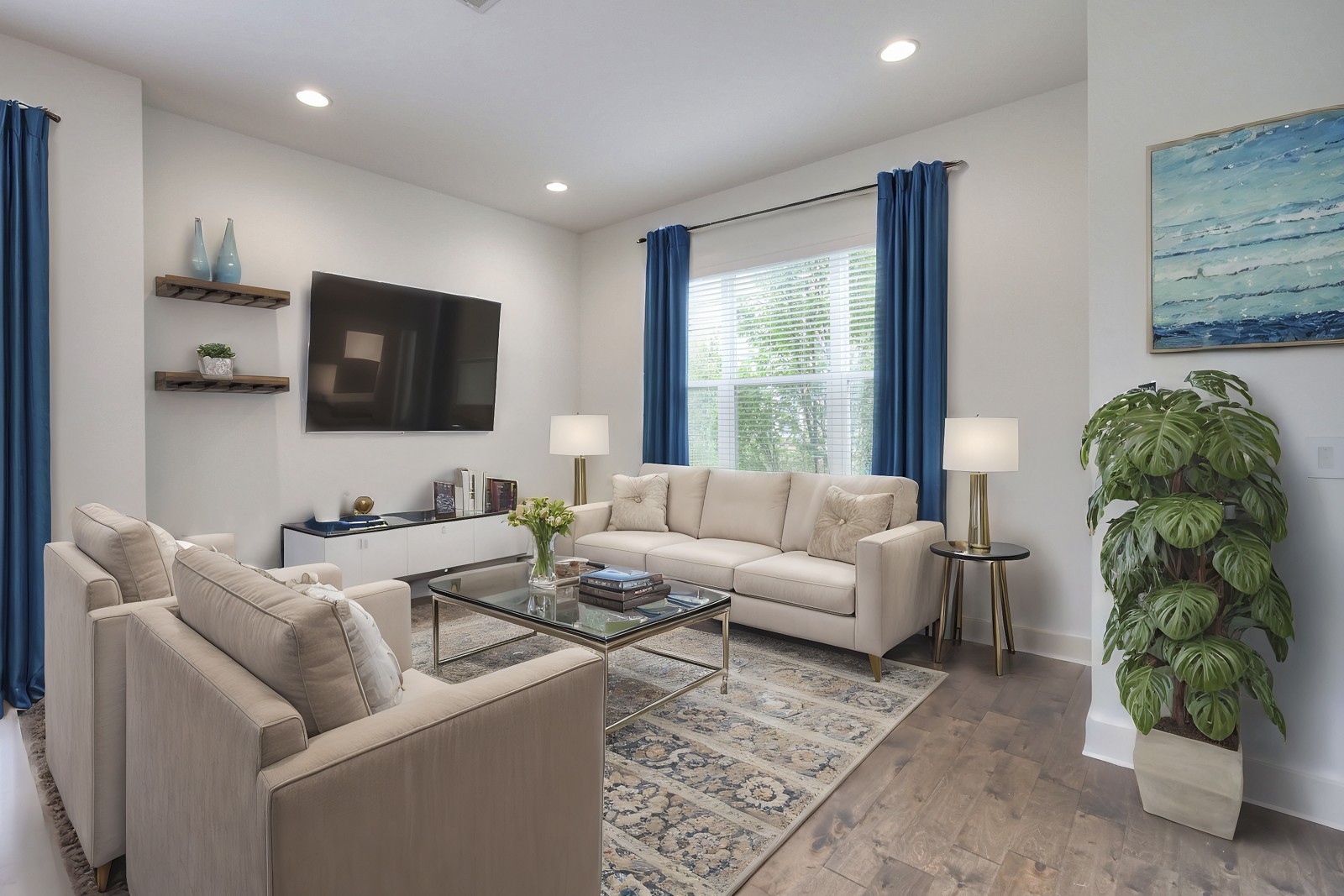 544 Vernon Cir