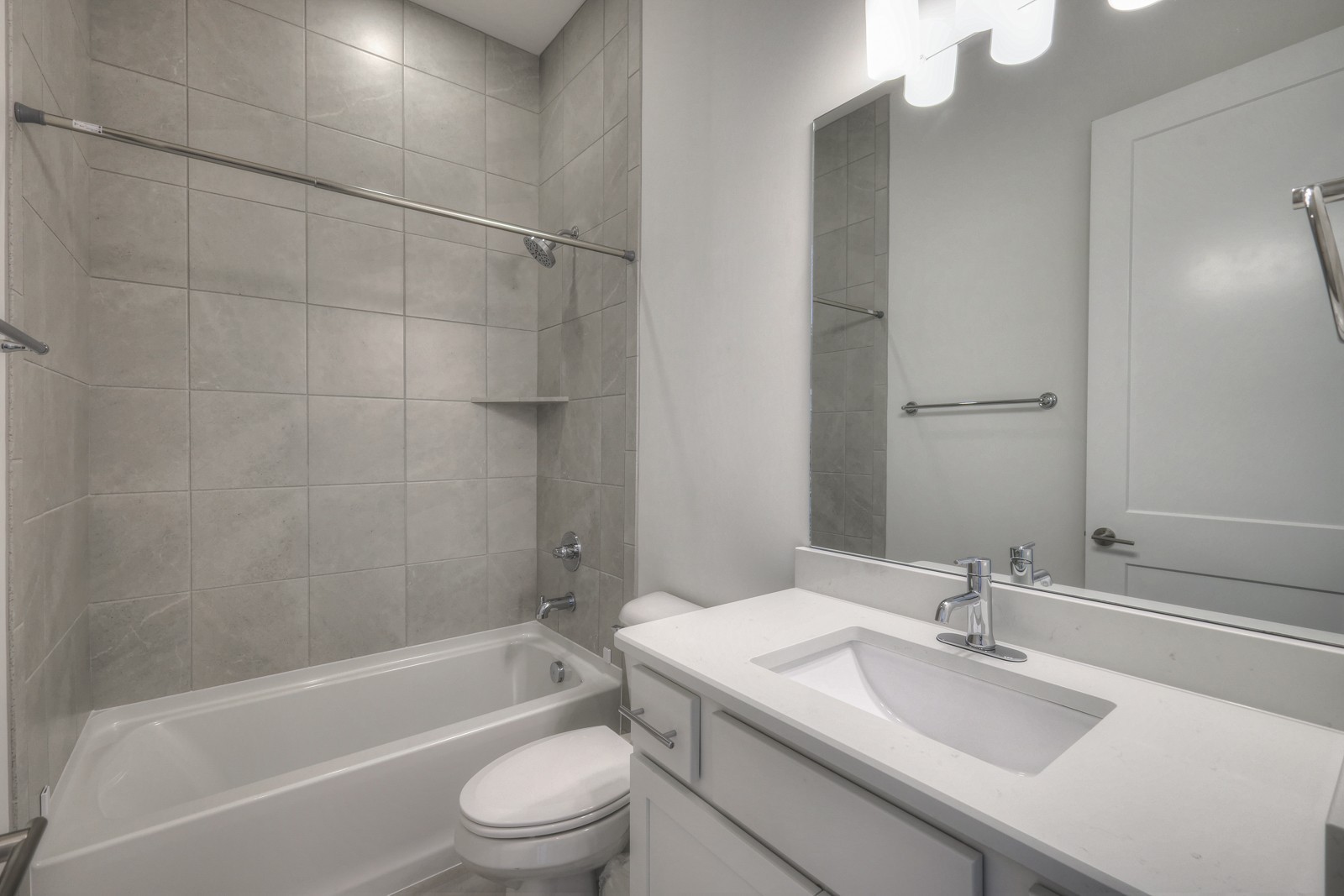 544 Vernon Cir