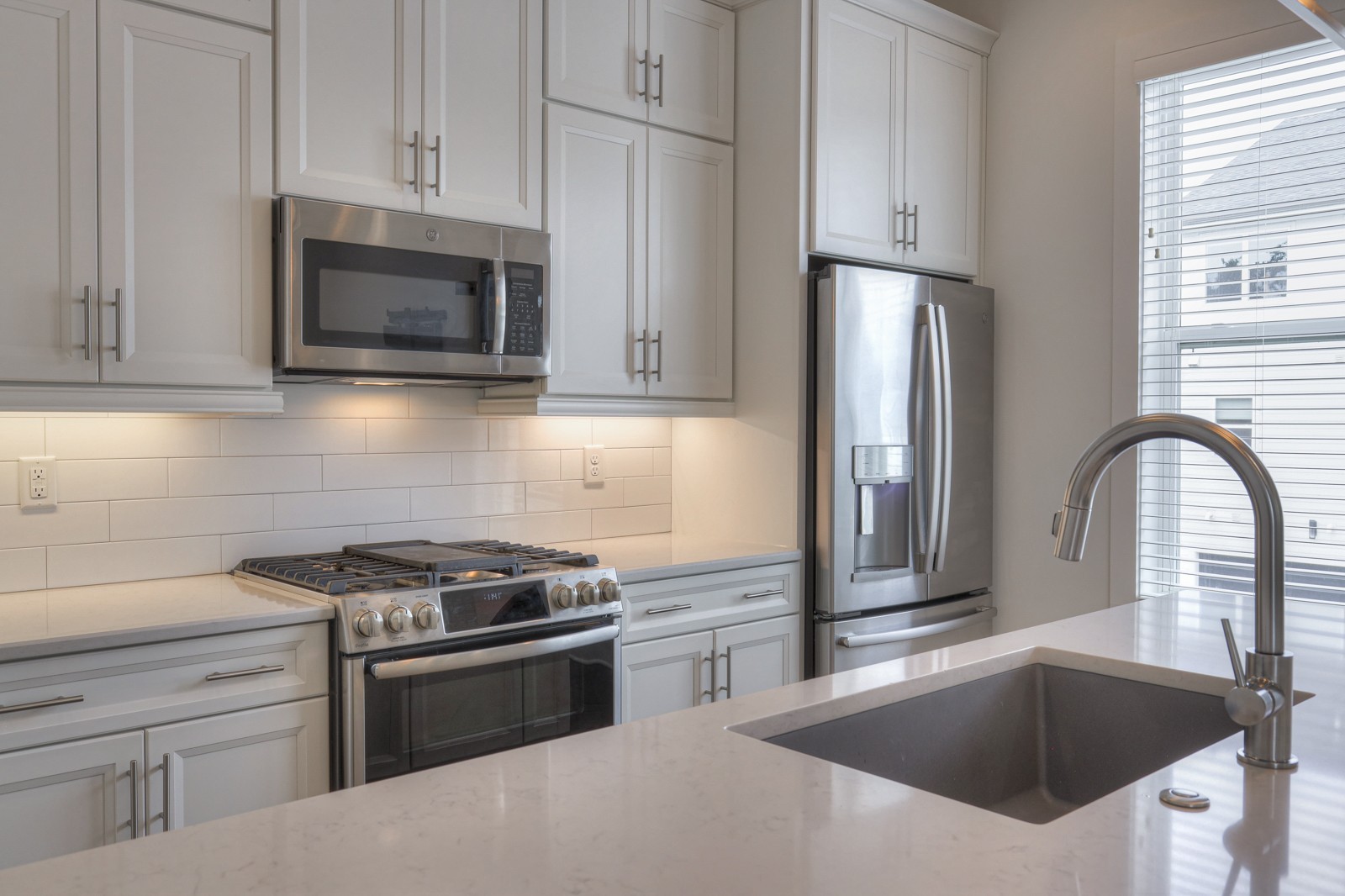 544 Vernon Cir