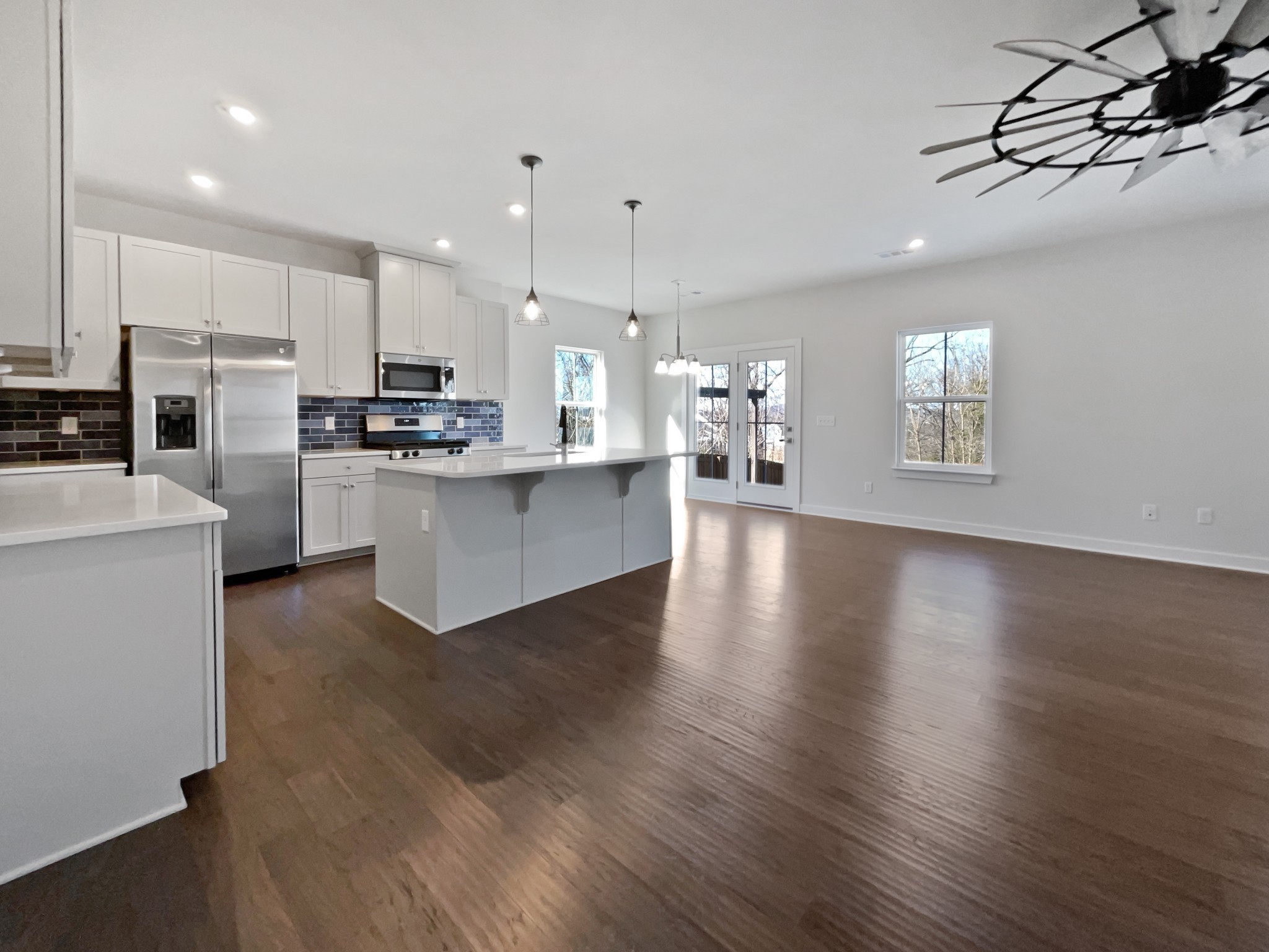 9713 Katz Ln