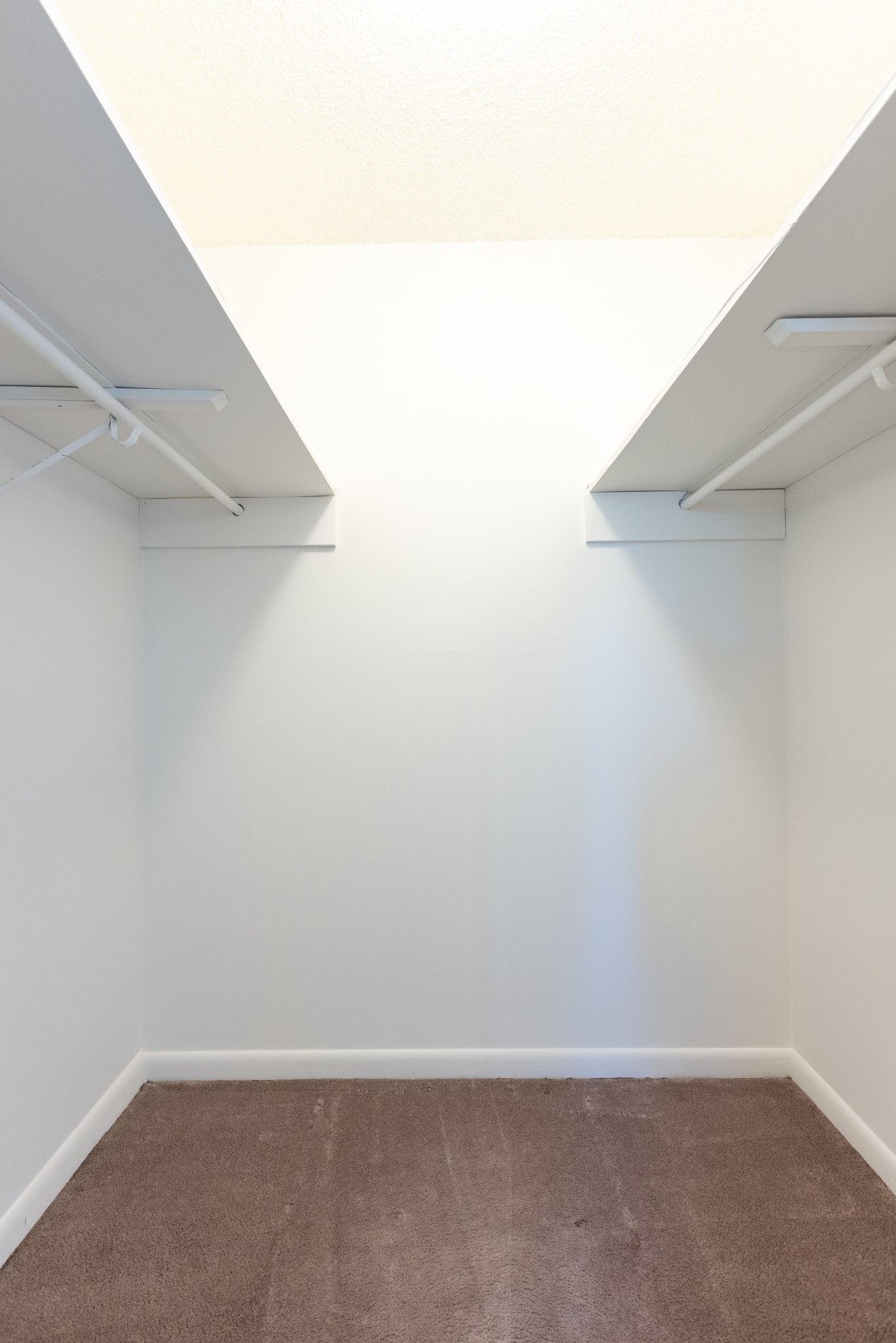 5600 Country Dr Unit: 303