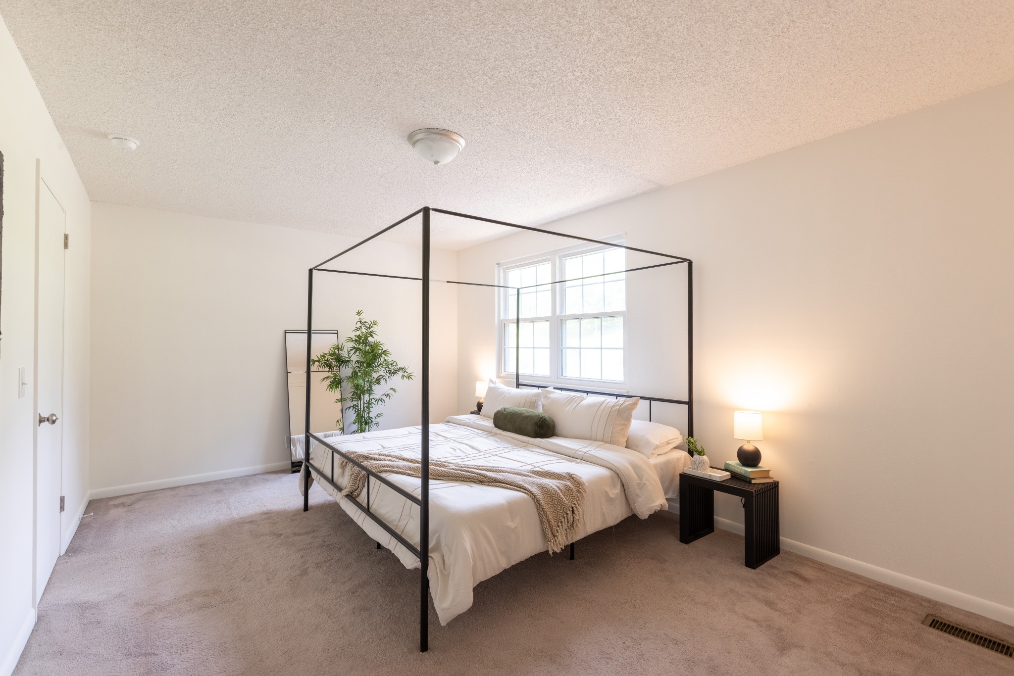 5600 Country Dr Unit: 303