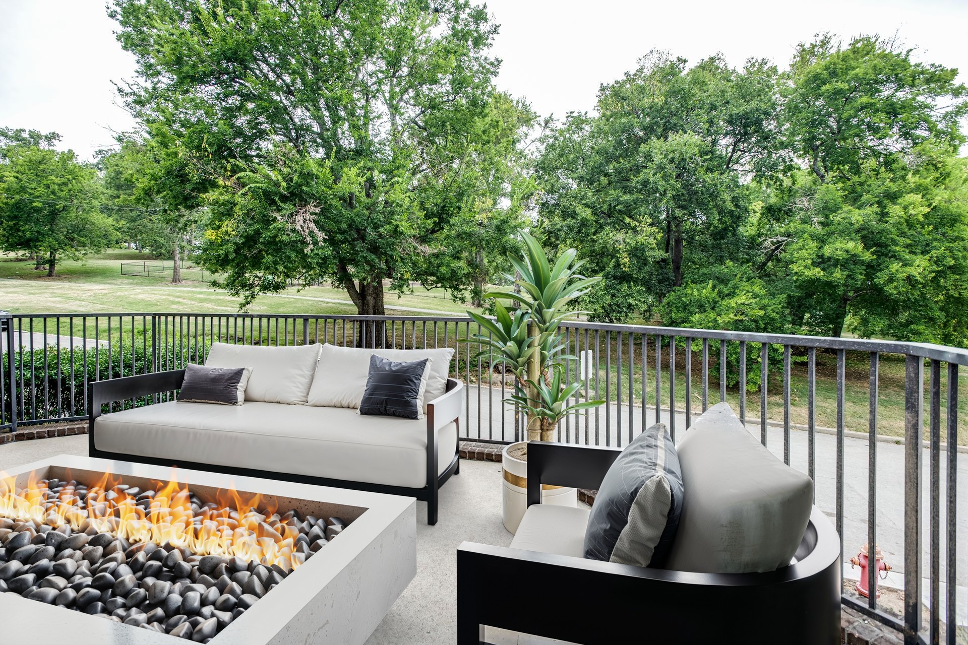 2905 Parthenon Ave Unit: 101